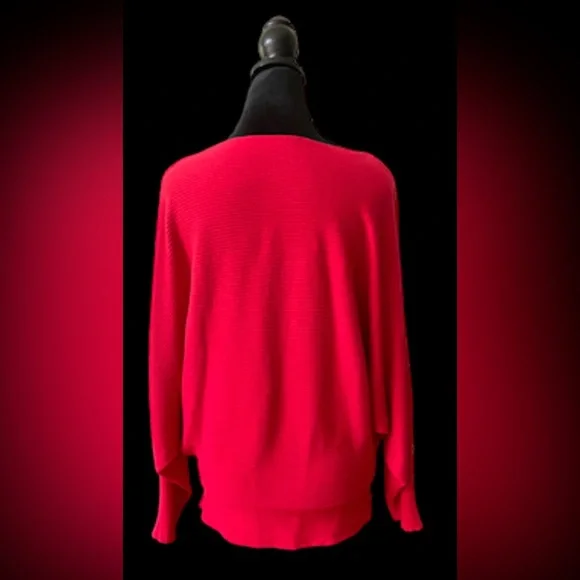 Makarthy: Sweater - Picture 8 of 17